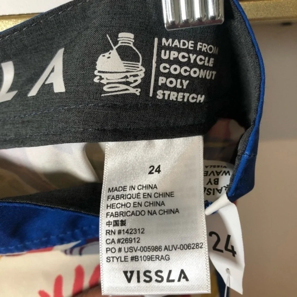 VISSLA BOYS BOARDSHORT Waist 24”